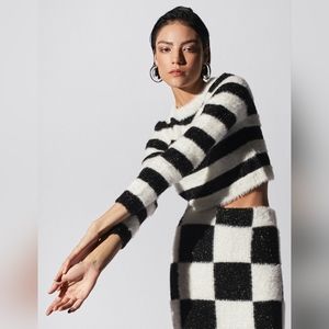 BCBGMAXAZRIA 🏁 ELENORA FUZZY KNIT SWEATER